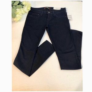 Guess Low Rise Jegging (size 28)